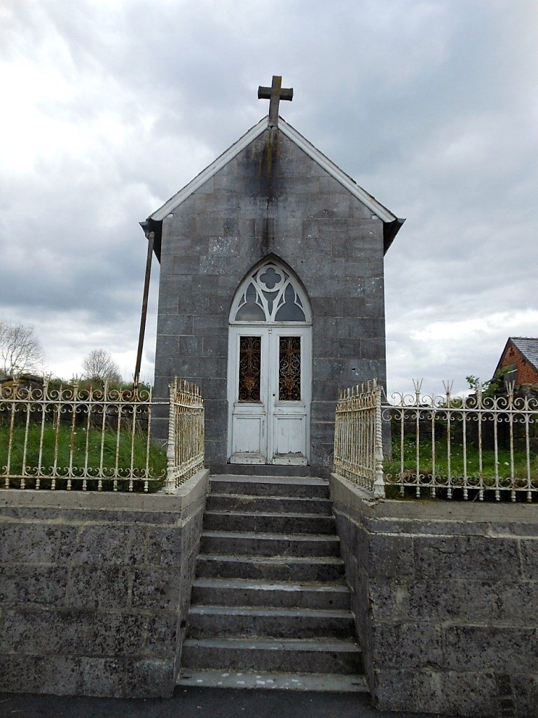 chapelle dédiée à ND des Sept Douleurs,Ste Véronique et St Laurent 1878 - rue Boury