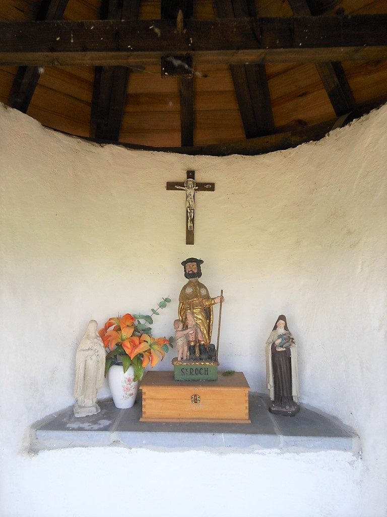 Intérieur de la chapelle St Roch 