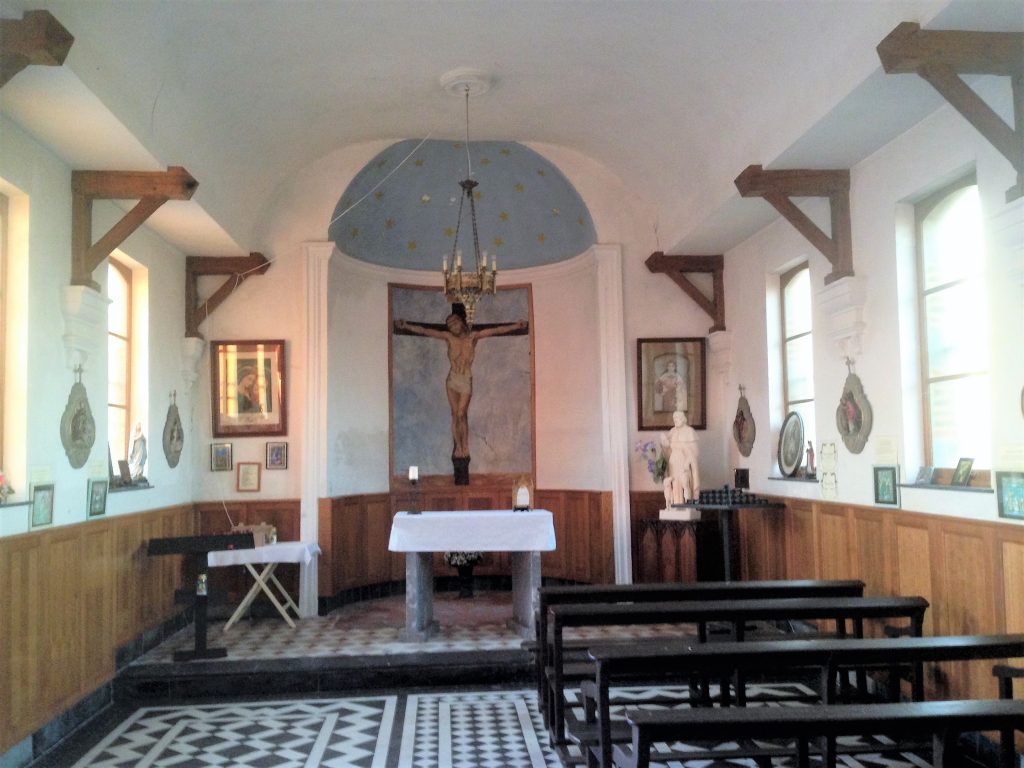 Intérieur de la chapelle St Roch
